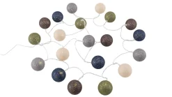 Alpha Lichterkette mit Baumwollkugeln