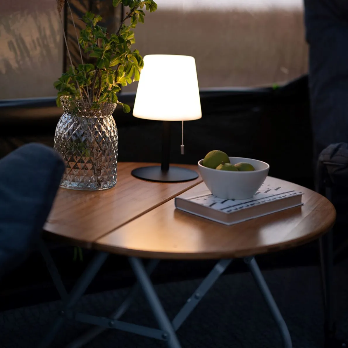 Ara Lampe